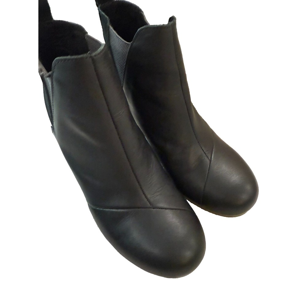 Women's Toms Kelsey Black Leather & Suede Wedge Slip On Ankle Boot Size 7